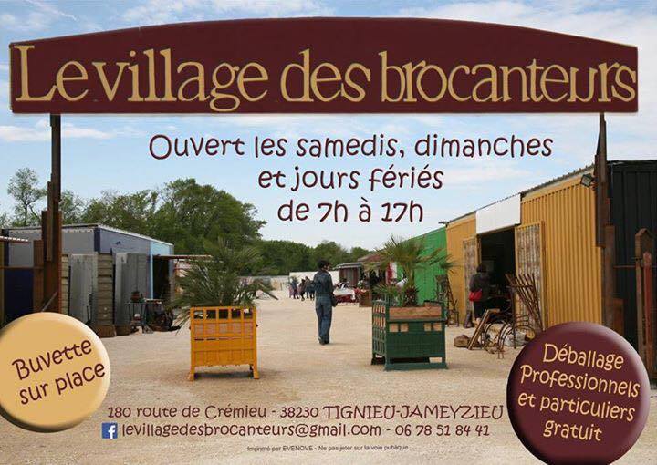Le village des brocanteurs